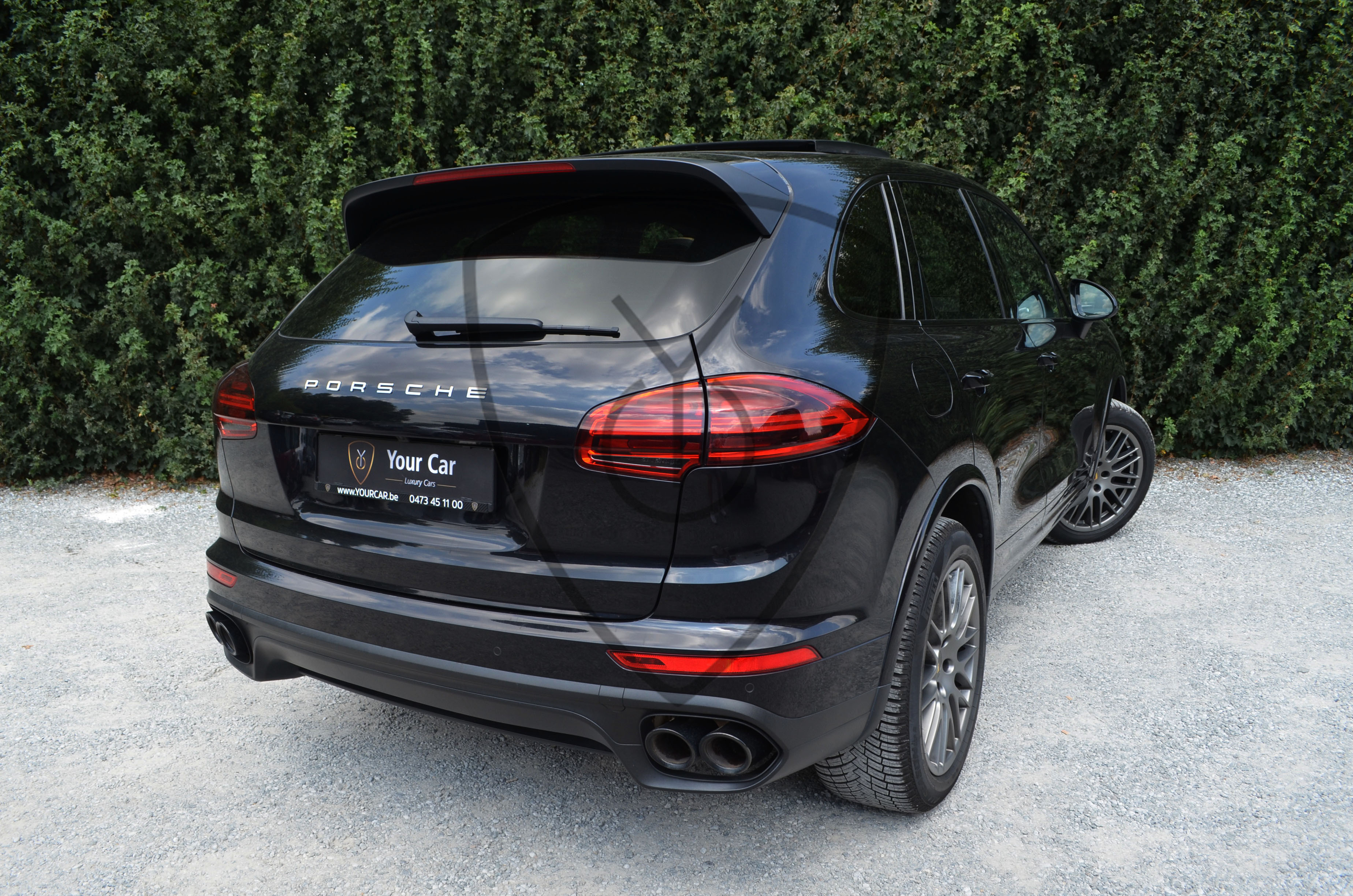 PORSCHE CAYENNE 3.0D PLATINIUM — image 21